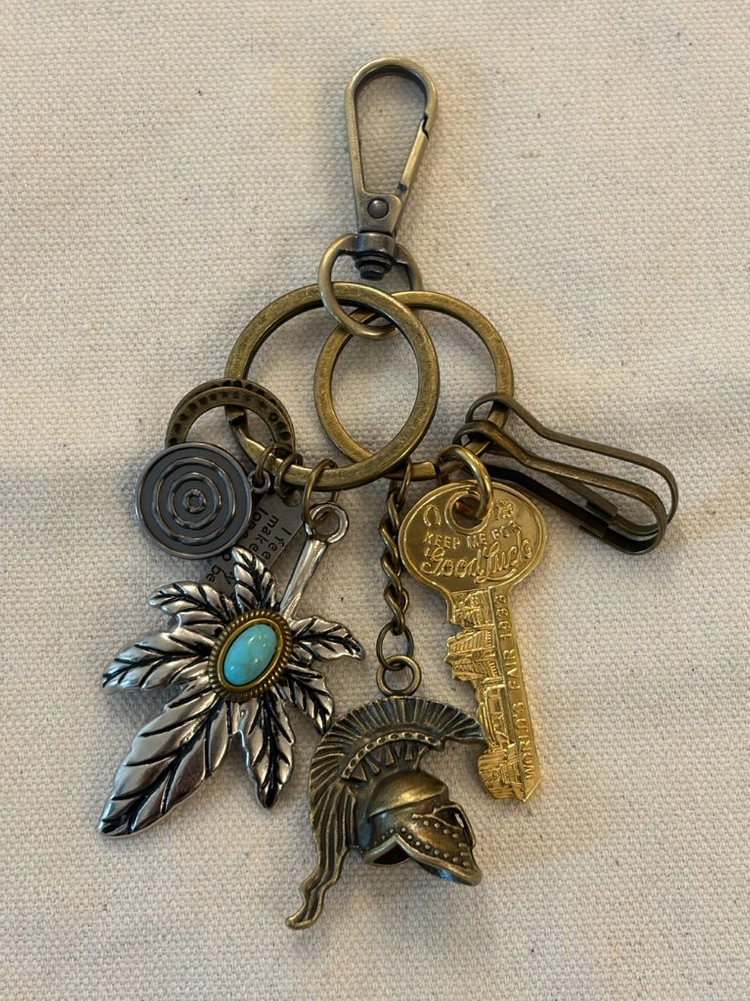 VINTAGE WESTERN KEYRING 이미지