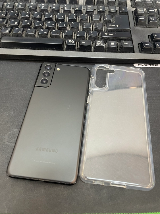갤럭시S21플러스 블랙 256GB 무잔상 상태좋은 중고25만6천팝니다 이미지