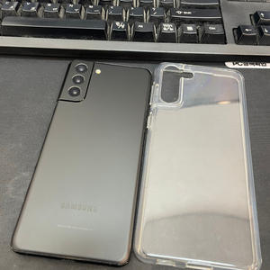 갤럭시S21플러스 블랙 256GB 무잔상 상태좋은 중고25만6천팝니다 이미지