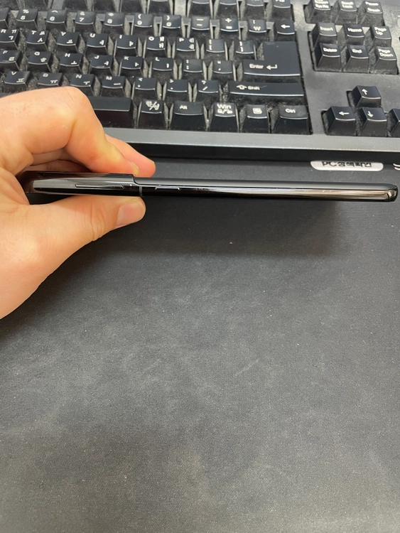 갤럭시S21플러스 블랙 256GB 무잔상 상태좋은 중고25만6천팝니다 이미지