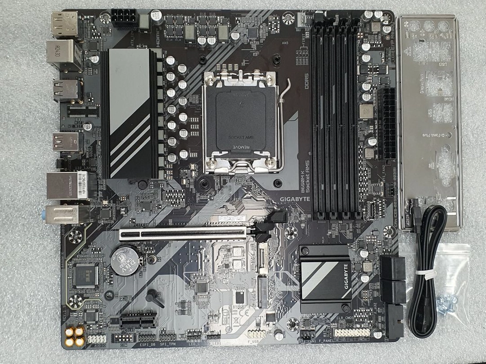 컴퓨터 메인보드 GIGABYTE B650M K (라이젠 AM5 소켓 DDR5) 이미지