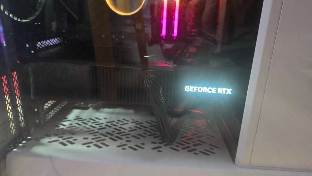 직거래)프렉탈디자인 Define 7 (Fractal Design Define 7) 미들타워 케이스 블랙 이미지