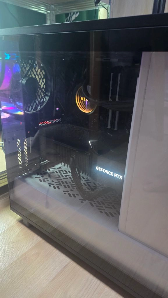 직거래)프렉탈디자인 Define 7 (Fractal Design Define 7) 미들타워 케이스 블랙 이미지