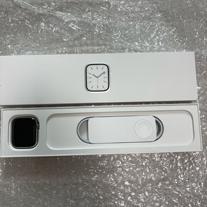 애플워치 7 45mm 스테인리스 스틸 실버 셀룰러 모델+충전선 미사용 새거 이미지
