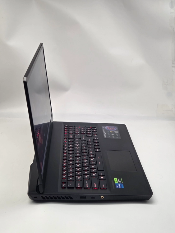 [최저가]MSI 17인치 게이밍노트북 벡터(i7-13th/4070/1TB/QHD/240Hz) 이미지