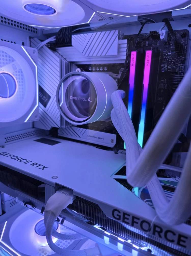 13700K / Z790 보드셋 팝니다. - 안심되는 중고거래