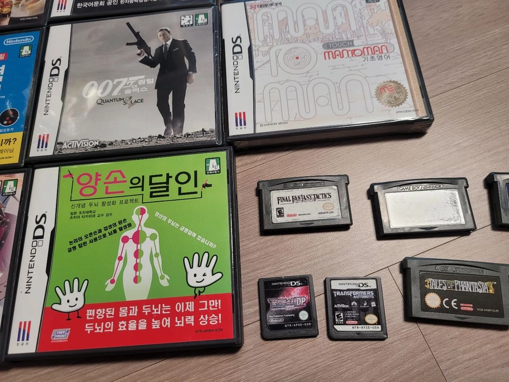 닌텐도 ds gba 게임보이어드밴스 팩들 각각 팔아요. 이미지