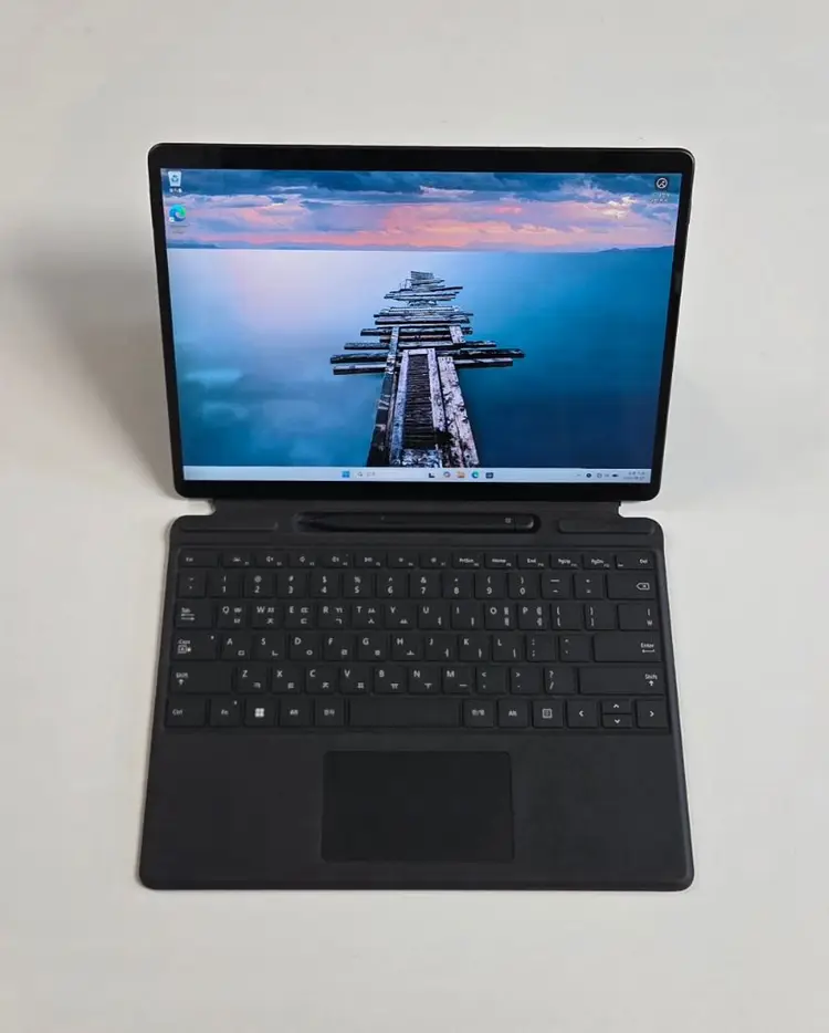 서피스 프로8 키보드+펜 i5 16GB 256GB 판매합니다 - 안심되는 중고거래