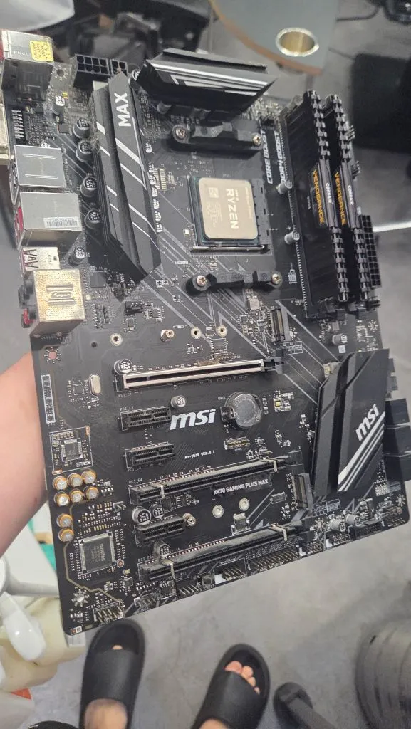 라이젠 9 5900X, X470, ddr4 32GB 보드셋 - 안심되는 중고거래