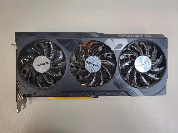 GIGABYTE 지포스 RTX 4070 Ti SUPER WINDFORCE OC D6X 16GB - 안심되는 중고거래