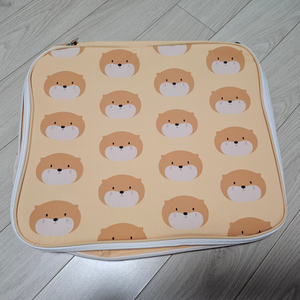 프리메라 수달 여행용파우치 이미지