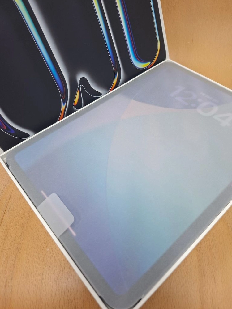 아이패드프로11 M5 셀룰러 256GB 애케플+매직키보드 포함 판매합니다. 이미지