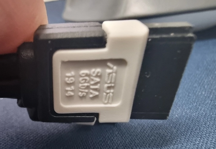SATA3 데이터 케이블 9개 일괄 판매(미사용) 이미지