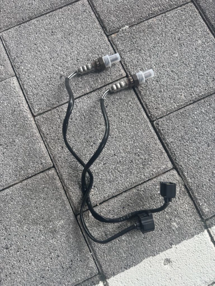 벤츠g63 w463산소센서 뒤쪽 이미지