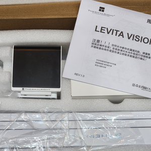써멀라이트 LEVITA VISION 360 ARGB 화이트 수랭 쿨러 (OLED 디스플레이) 이미지