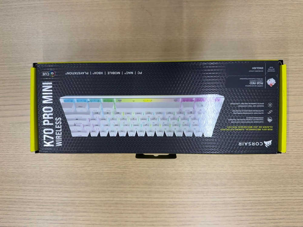 Corsair 커세어 K70 프로 미니 무선 RGB 60% 기계식 게이밍 키보드 화이트 이미지