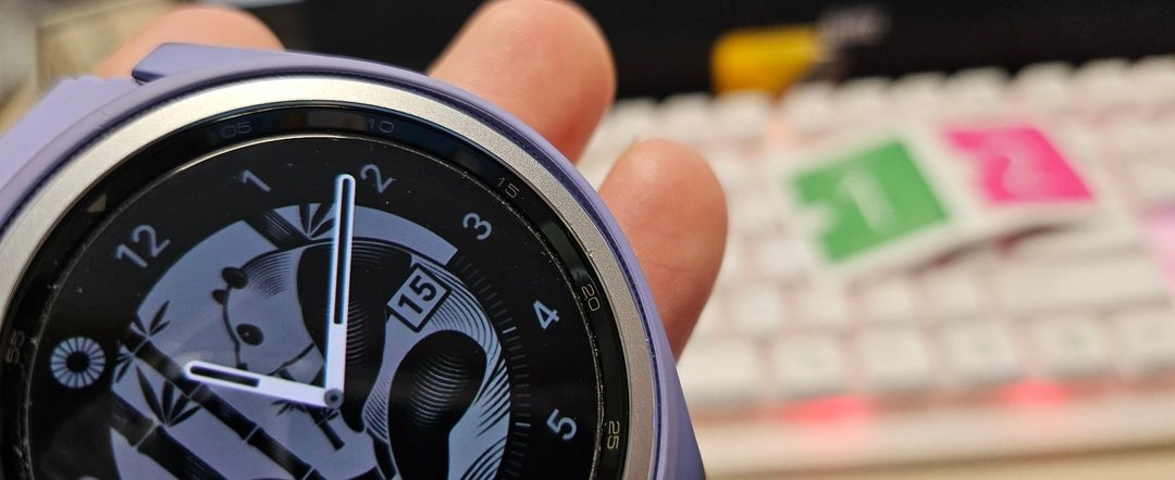 갤럭시 워치6 클래식 47mm Wifi 실버 블루투스 판매합니다. 이미지