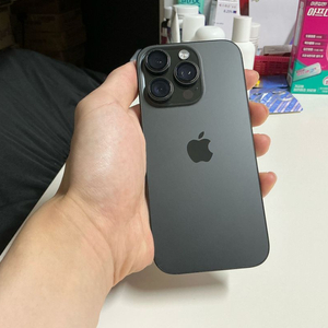 아이폰 프로 16 256GB 블랙 티타늄 판매합니다. 이미지
