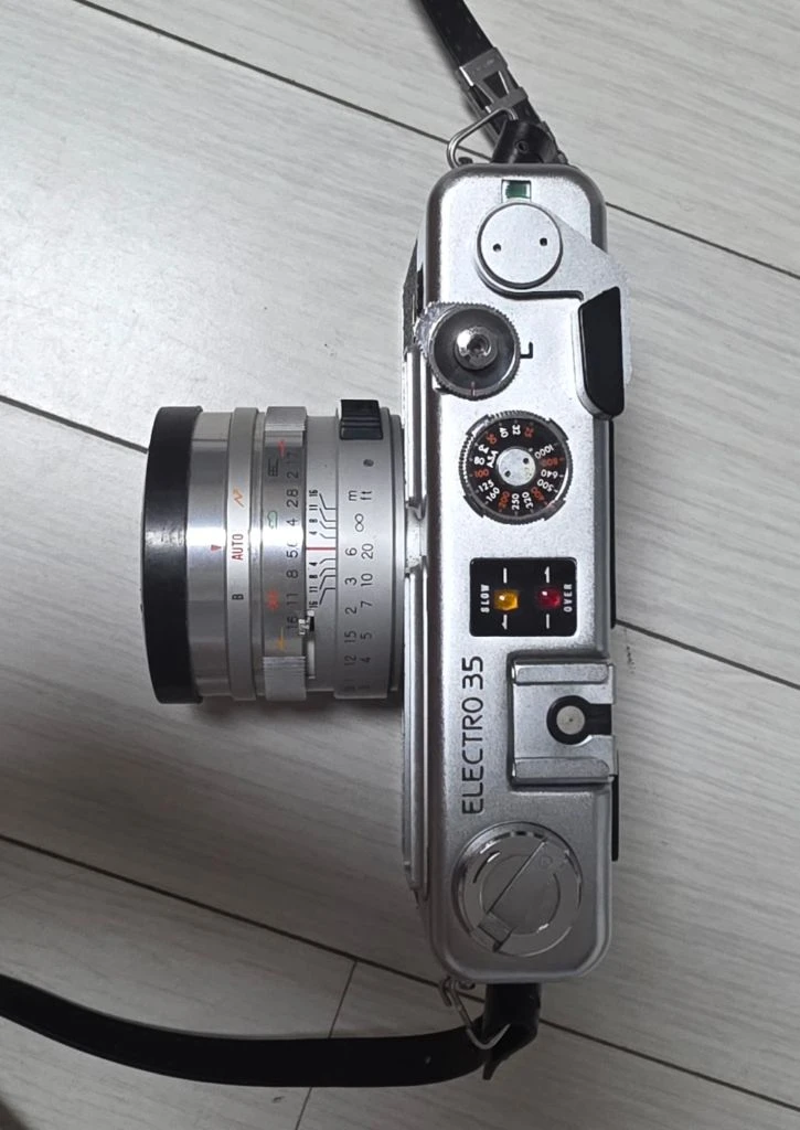 야시카 YASHICA ELECTRO 35 필름 카메라 이미지