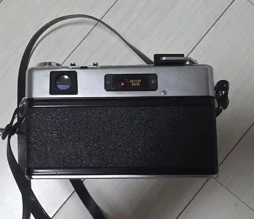 야시카 YASHICA ELECTRO 35 필름 카메라 이미지