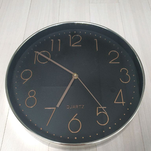 벽시계 이미지