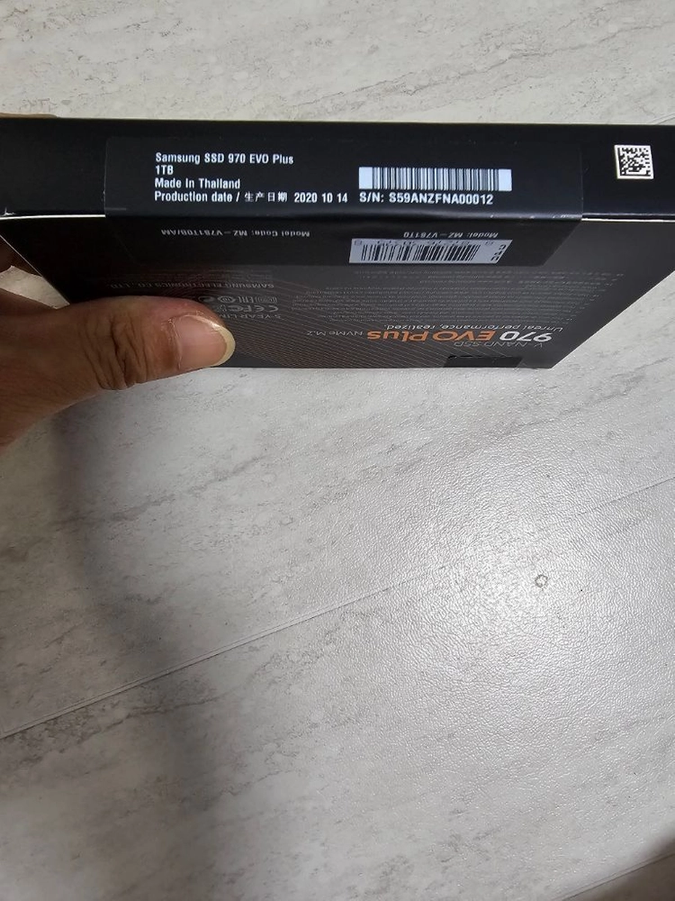 삼성 970 EVO Plus 1TB NVMe M.2 SSD 미개봉 이미지