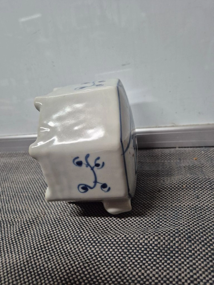 청화백자 면돌이연적(대형) 이미지