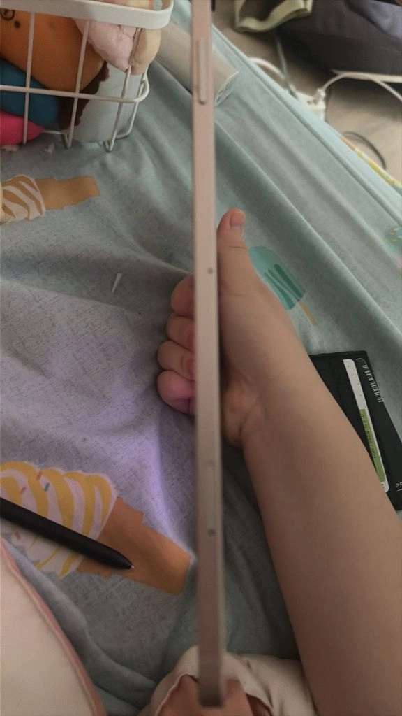 안드로이드 태블릿 + S펜 + 삼성 키보드 이미지