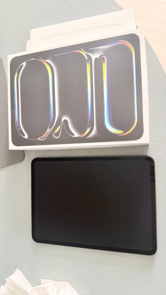 Apple iPad Pro 11 M5 1TB 셀룰러 실버 + 애플펜슬 프로 - 안심되는 중고거래