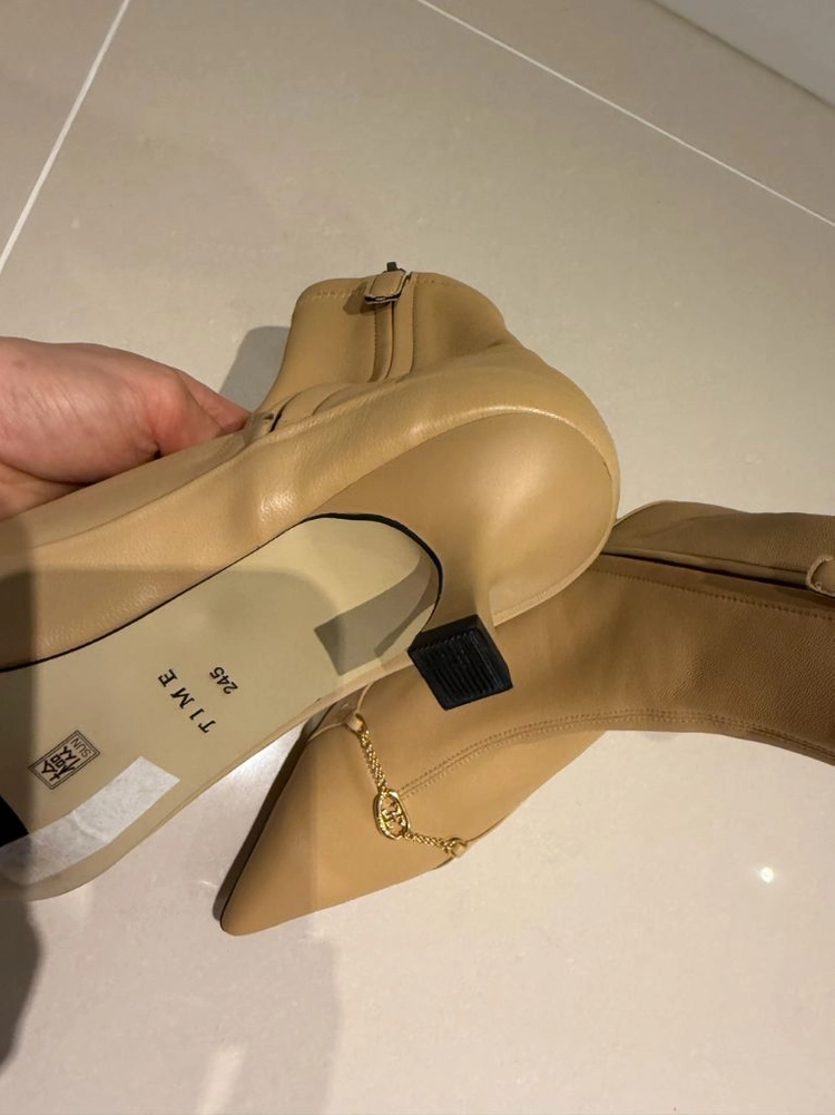 한섬 타임 앵클부츠 새상품 이미지