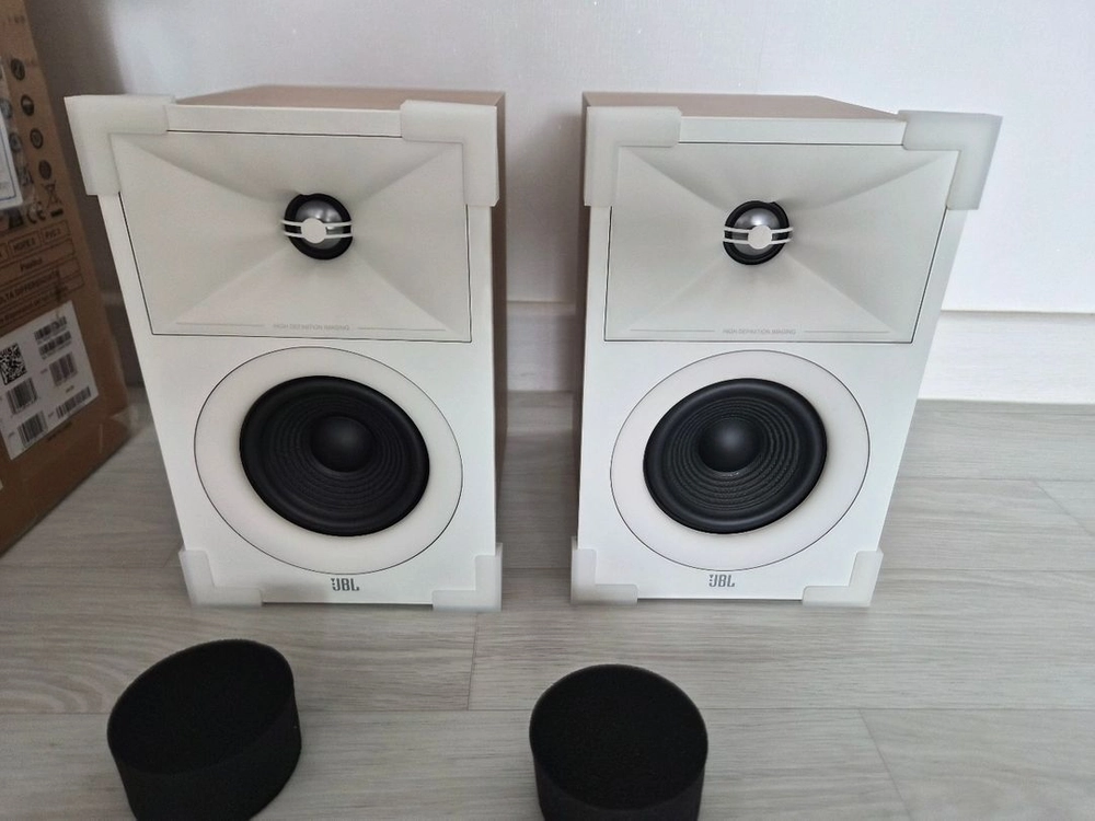 JBL STAGE 240B 북쉘프 스피커 (라떼) 이미지
