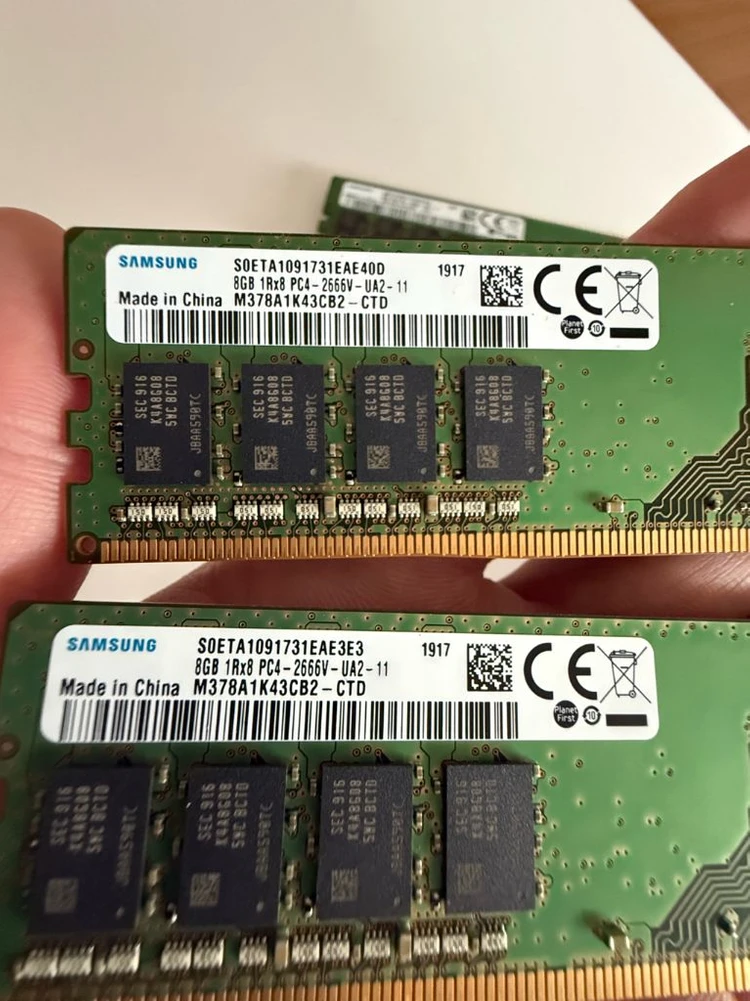삼성 DDR4 8gb PC4 2666v 1Rx8 메모리 4개 이미지