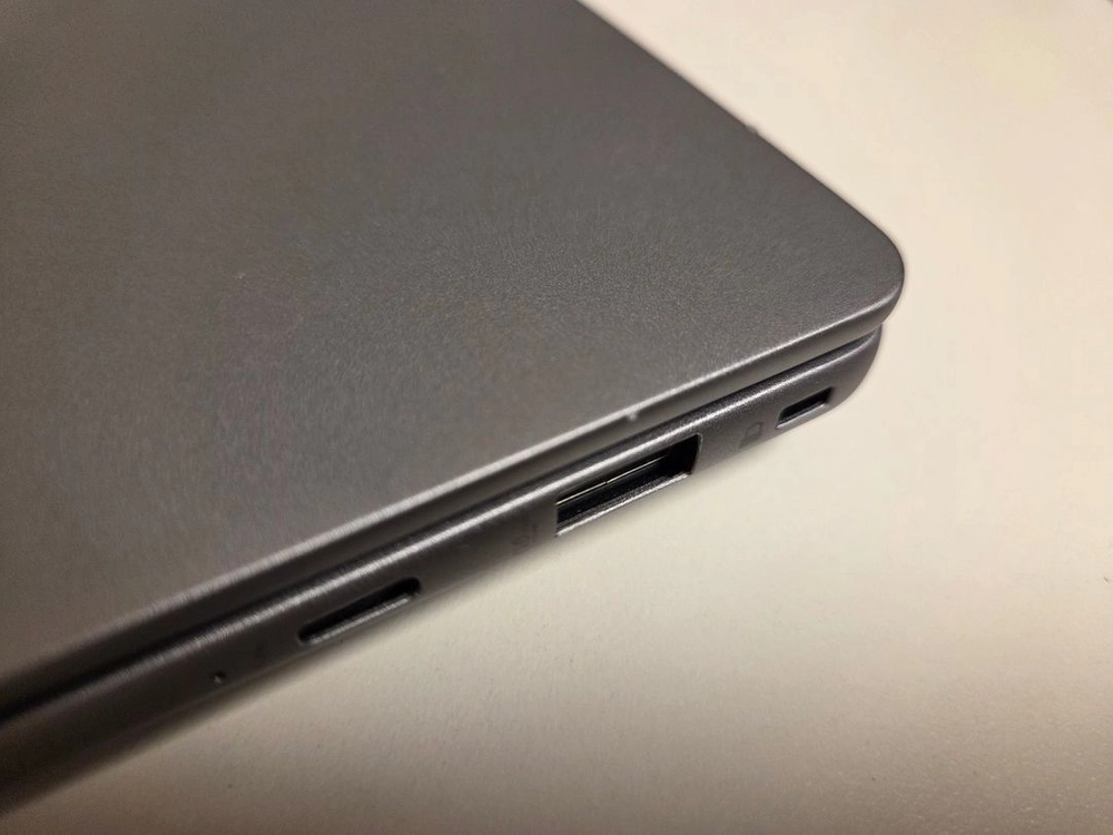 zbook ultra g1a 128gb 4TB OLED 풀박스 팝니다 이미지