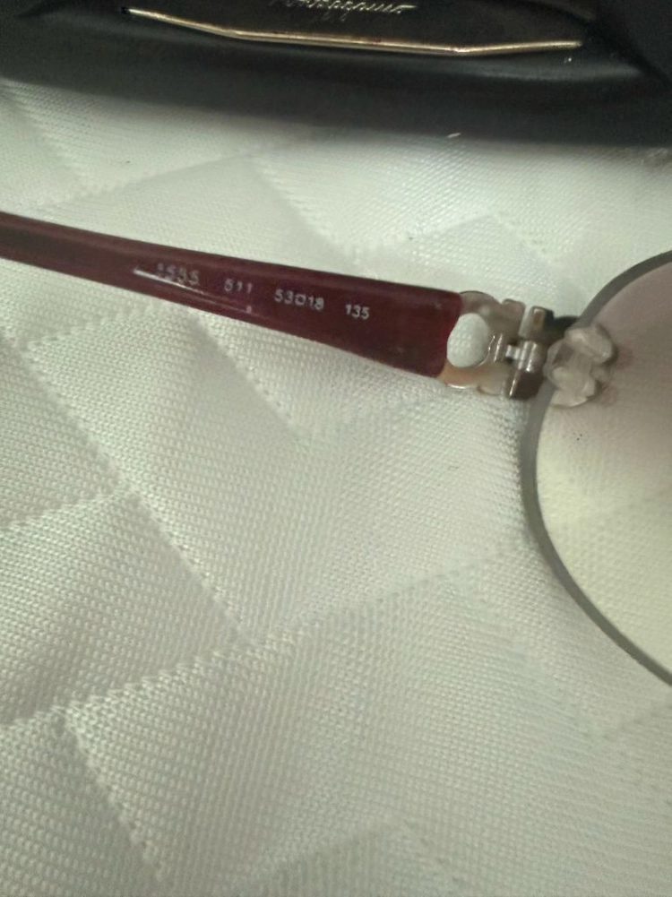 살바토레 페라가모 선글라스 이미지