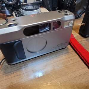 콘탁스 T2 카메라 <필름 자동카메라> 이미지