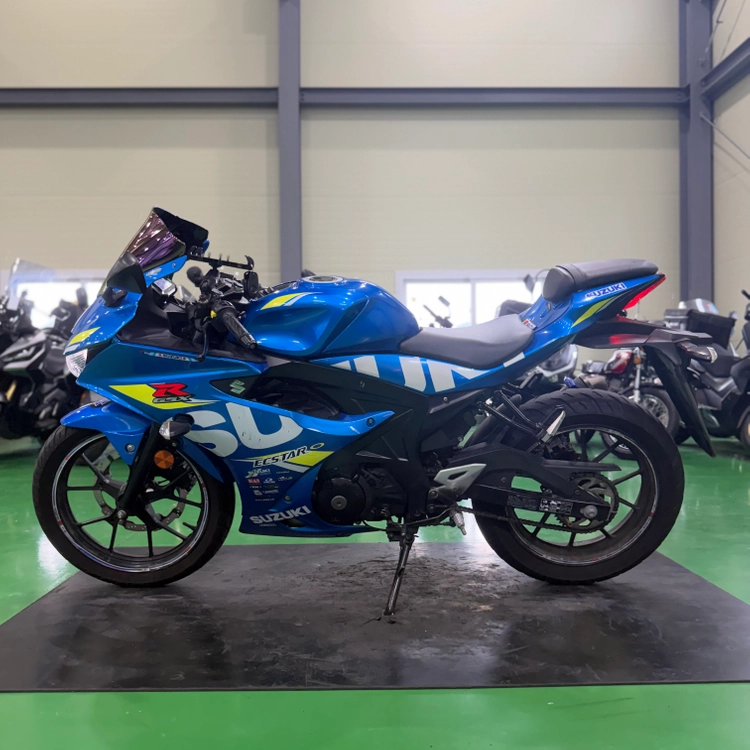 스즈키 gsx-r125 19년식 2만키로 입문용 바이크 저렴하게 판매합니다 이미지