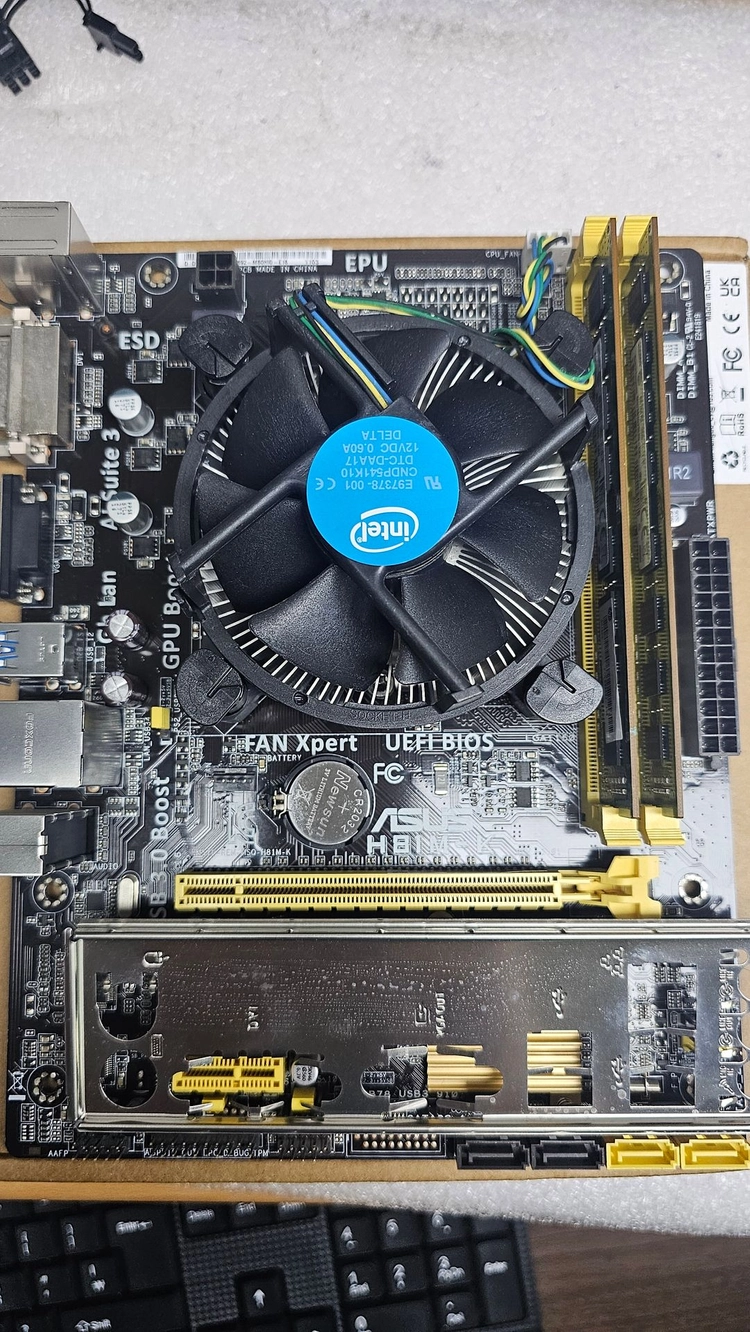 i5-4460 CPU + H81 보드 + 삼성 DDR3 8GB x 2EA =16GB 싸게 팝니다. 2셋트 남았습니다 이미지