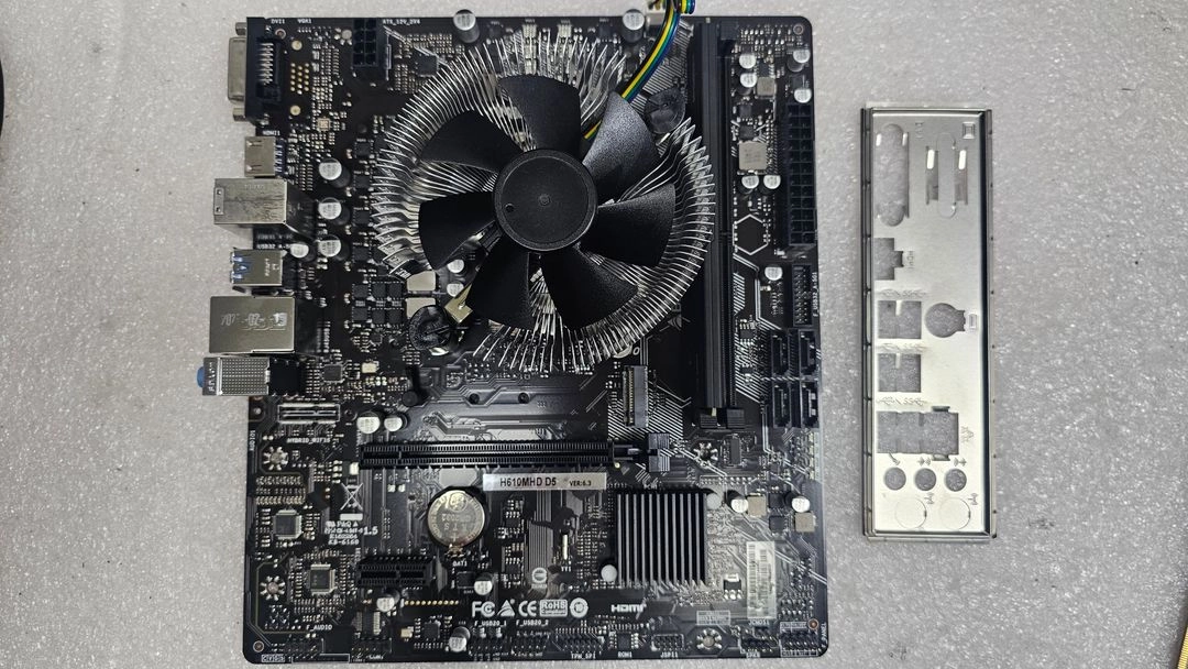 I5- 14400F + H610MHD D5 +crucial DDR5 Pro 16GB(5600) 싸게 팝니다. 이미지