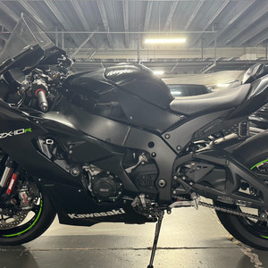 가와사키 21년식 zx10r 닌자 텐알 신차급 이미지