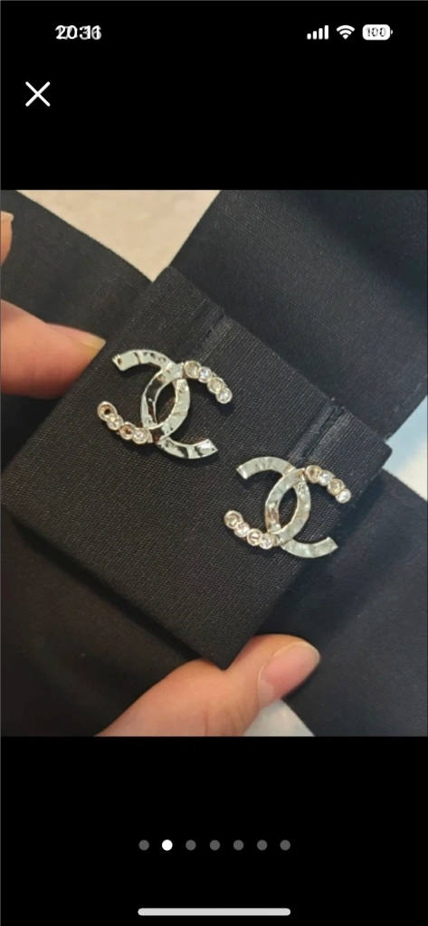 정품 샤넬 크리스탈 샴페인골드 귀걸이 새상품 이미지