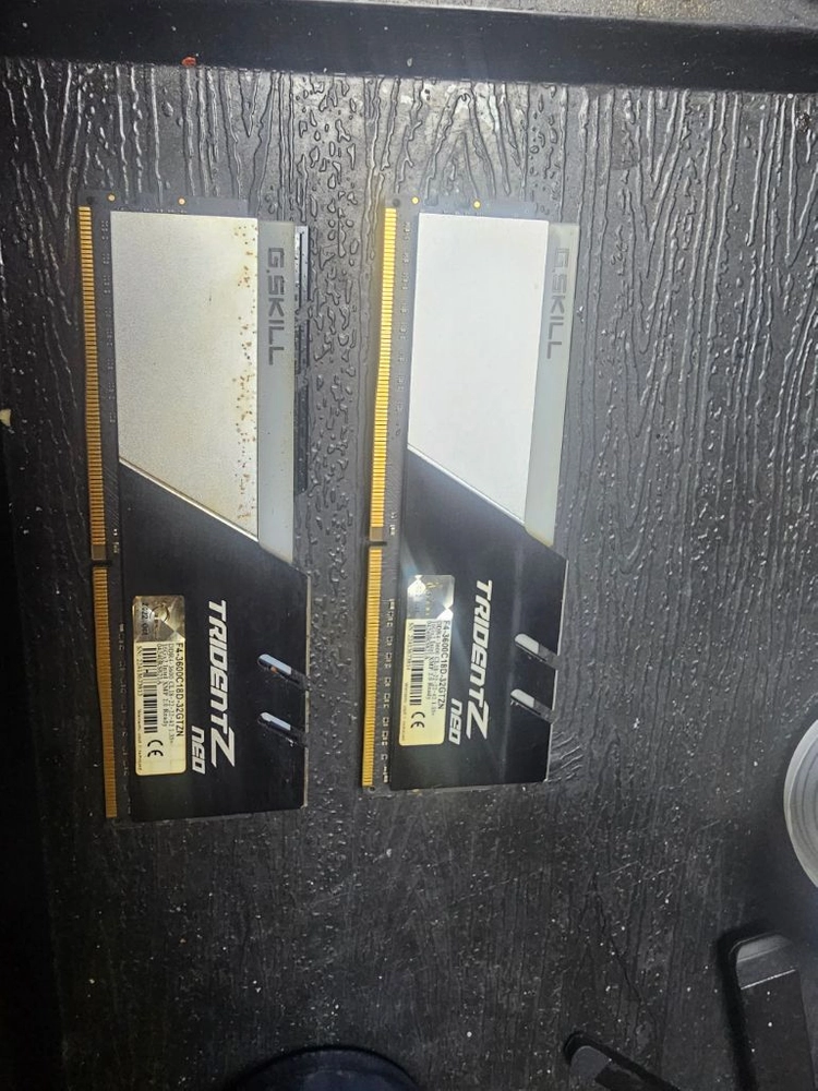 DDR4 메모리 32GB (16x2) 이미지