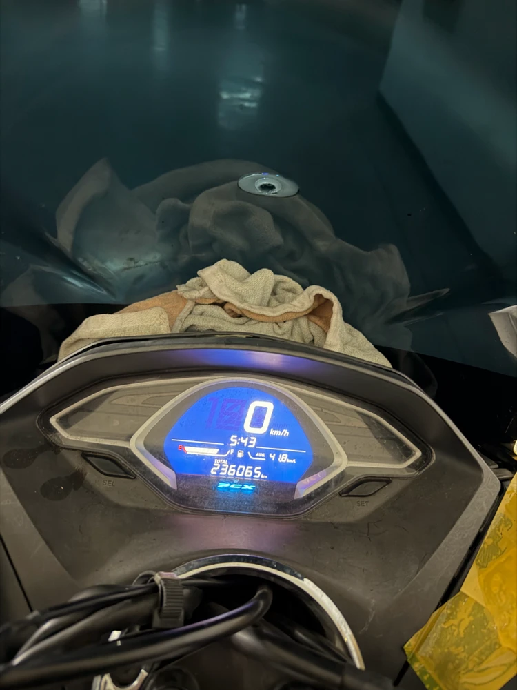 pcx125 스쿠터 오토바이 이미지