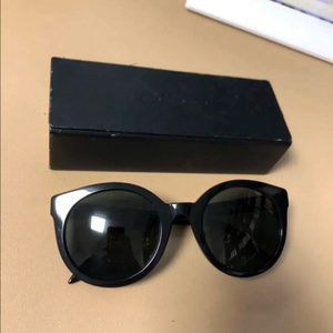 Super sunglasses 이태리 핸드메이드 선글라스 이미지