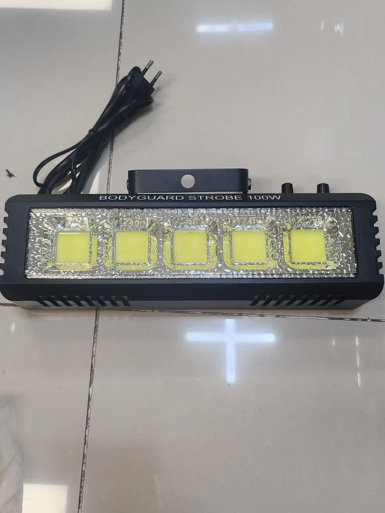BODYGUARD STROBE 100W LED 조명 이미지