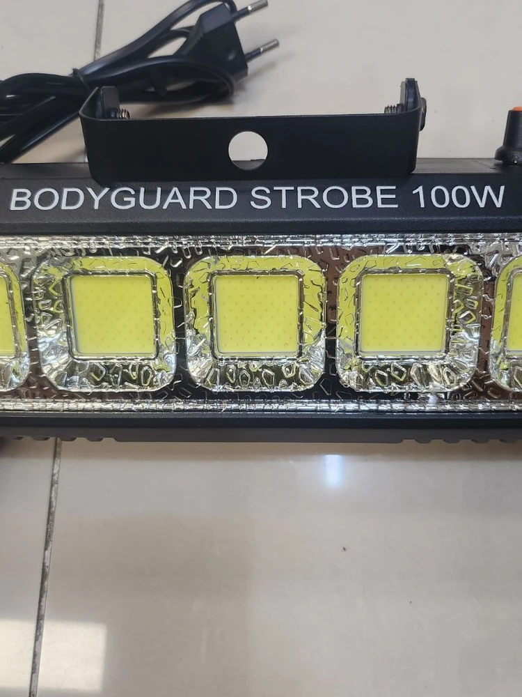 BODYGUARD STROBE 100W LED 조명 이미지