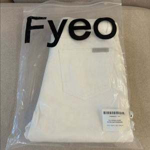 fyeo 포유온 화이트진 이미지
