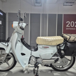 24년식 슈퍼커브 4194km 판매 이미지