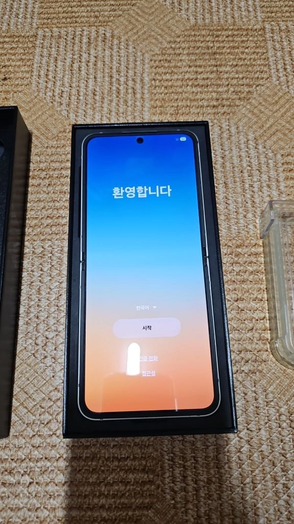 갤럭시 z플립6 256GB 풀박스 이미지