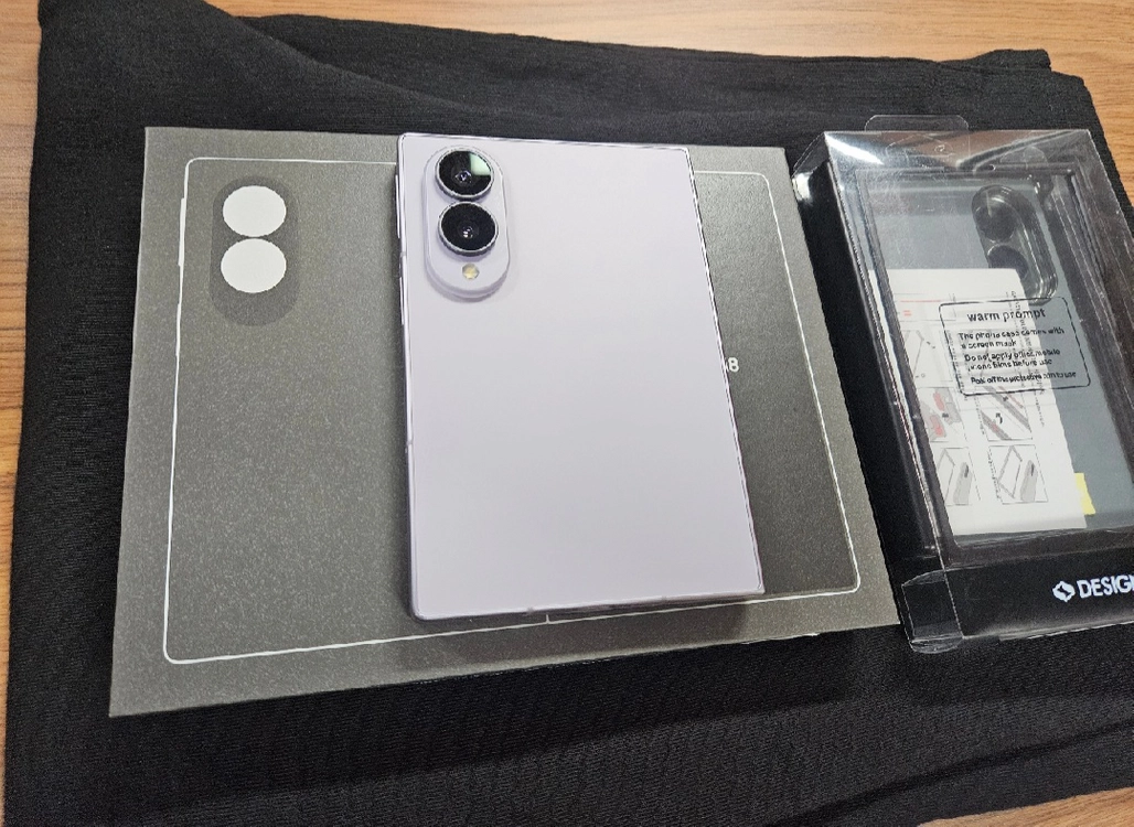 갤럭시 폴드8 512GB 개봉만한거 팜니다 이미지