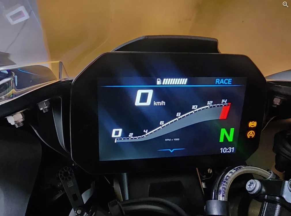 BMW S1000RR 블랙 오토바이 25년식 신차급수준 이미지